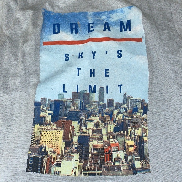 UNIVIBES XL KIDS TSHIRT - Picture 2 of 4